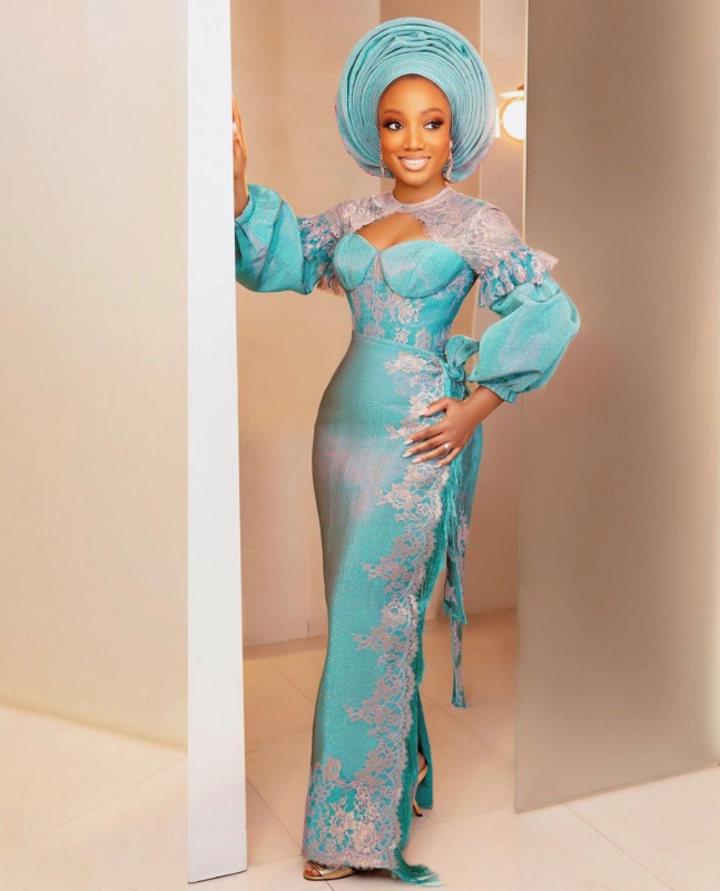 40 Latest Corset Asoebi Styles with Lace 2021-2022  African lace dresses, Lace  gown styles, Asoebi styles