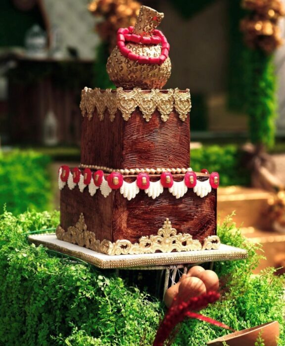 traditional wedding cake red