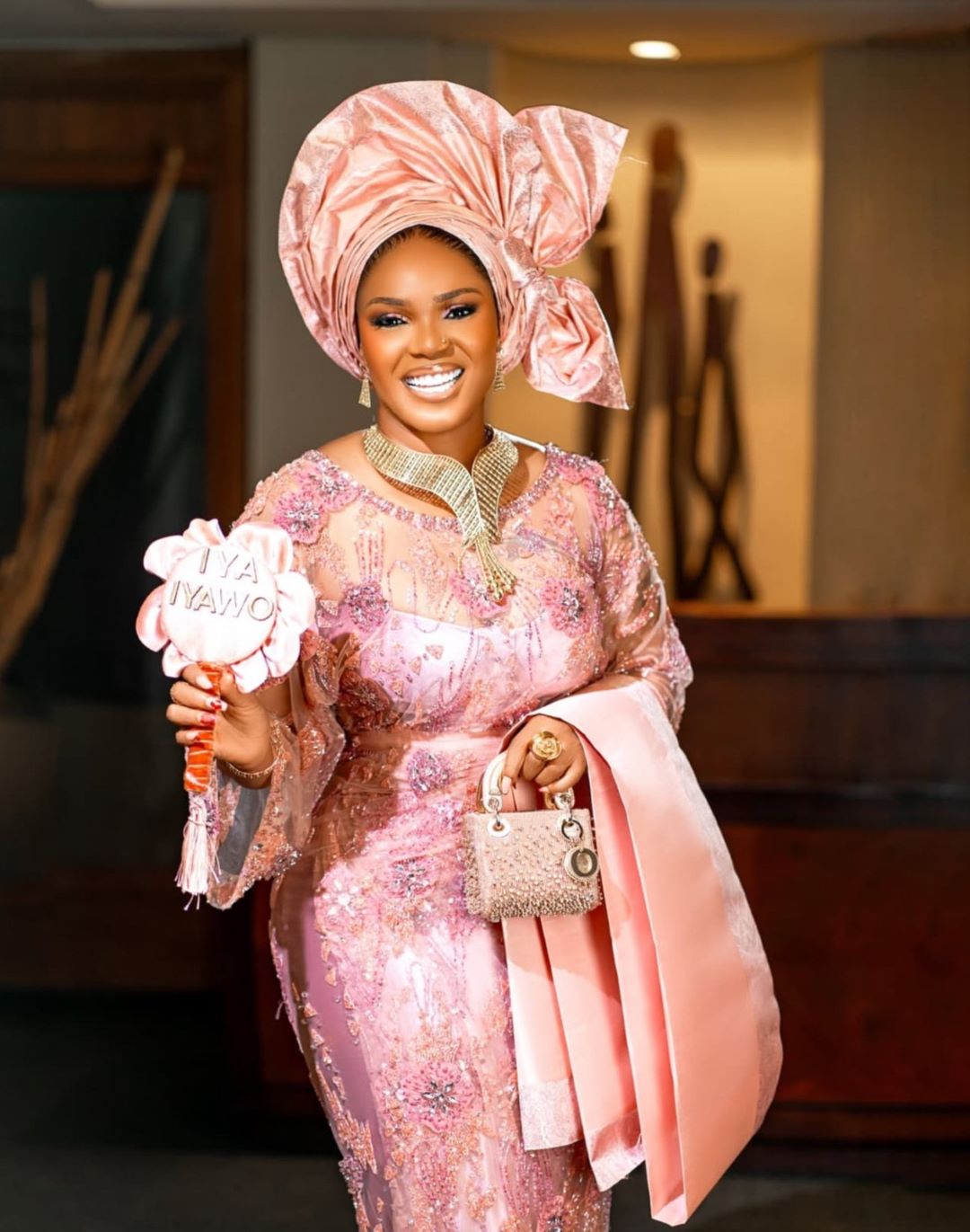 JP2025 MOTB-pinklook.omastylebride