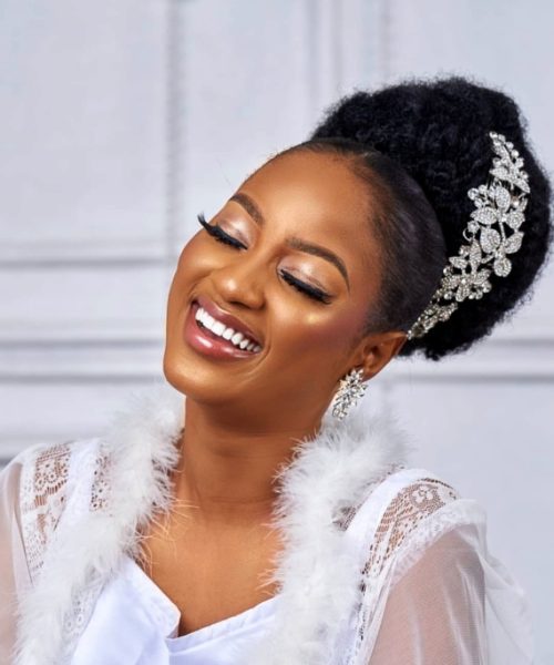 Elegant wedding hair style -DDaniels-Touch-bridal-glam-style - OmaStyle Bride