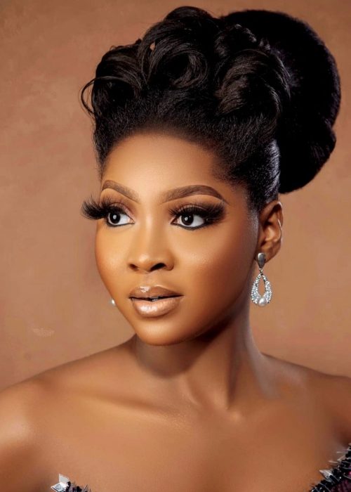 Elegant wedding hair style -DDaniels-Touch-bridal-glam-style - OmaStyle Bride