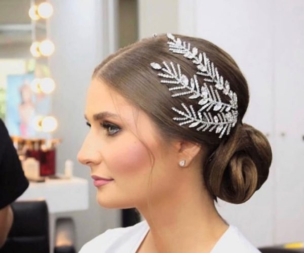 Gorgeous hair accessories for every bride - bridal head Accessories