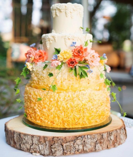 Beautiful Inspiring yellow wedding cake - Omastylebride.com