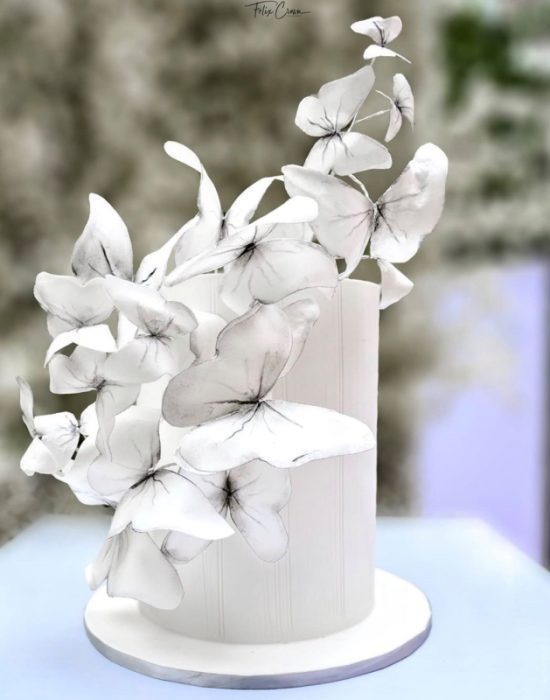 wedding cakes OmaStyle Bride Wedding Blog