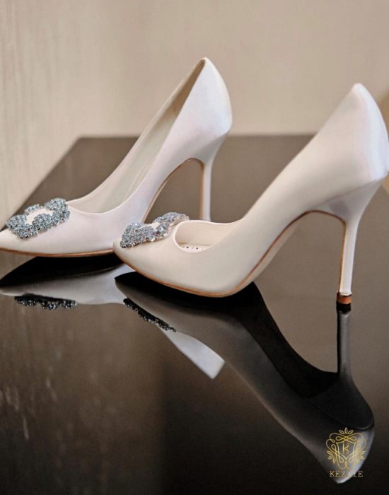 Nini & Tolu white wedding ceremony