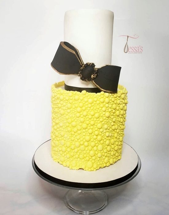 Chic wedding cake inspiration-omastylebride.com